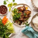 Вьетнамская курица с лемонграссом и лапшой
