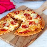 Пицца из цельнозерновой муки с йогуртом