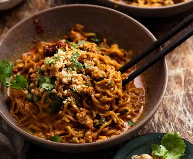 Тайская Куриная Арахисовая лапша