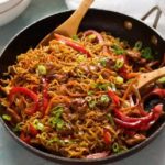 Лапша Рамэн с овощами и курицей