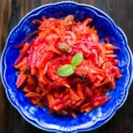Марокканский салат из тертой моркови и свеклы