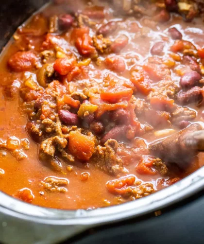 chili-iz-govyadiny-i-fasoli-v-medlennovarke